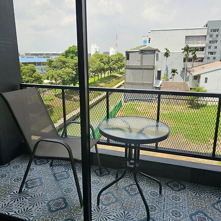 The Lantern Suites Ban Song Hong 외부 사진